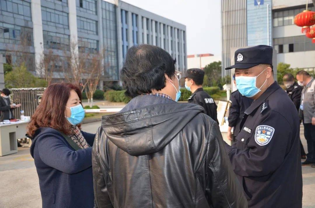 园区阳澄湖半岛派出所辖区内共有大小企业600余家,7个集宿区,人员结构
