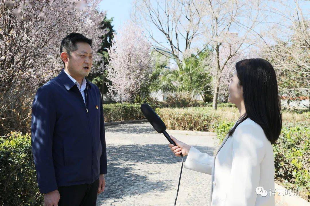 3月1日,县委书记王远率队到各乡镇,对城乡爱国卫生"7个专项行动",农村