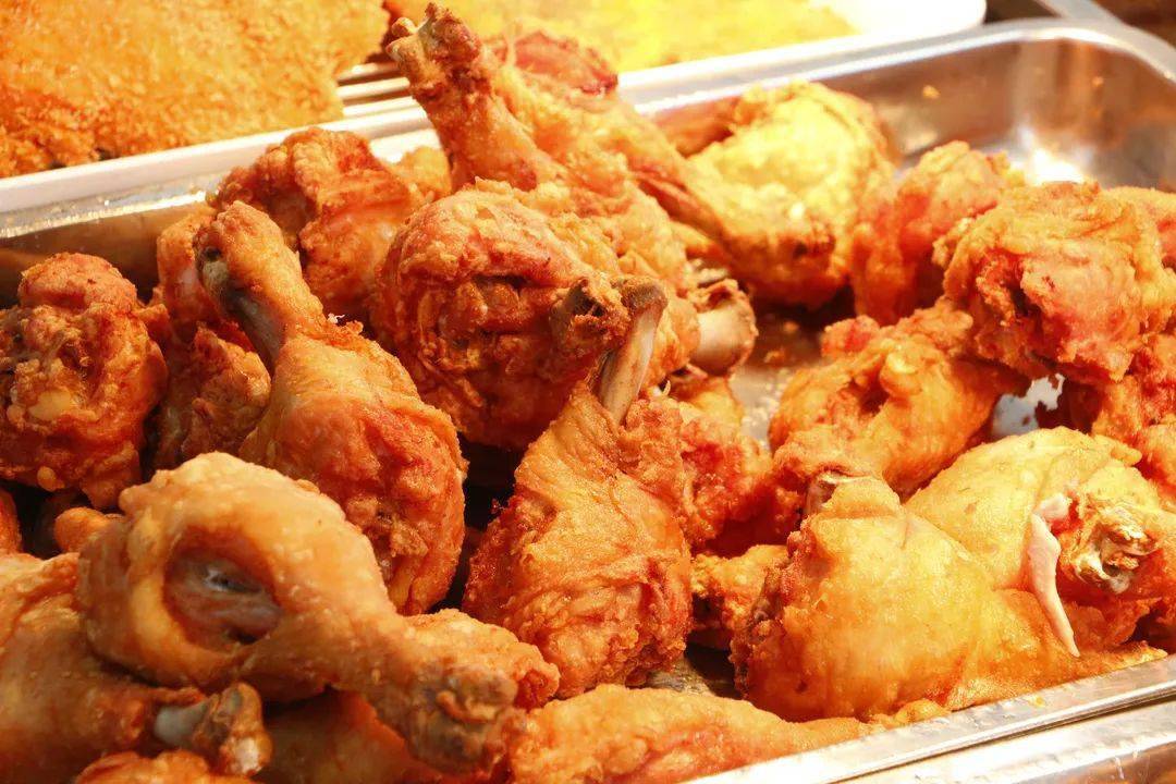 永顺炸鸡总店搬家啦与老店地址隔路相望