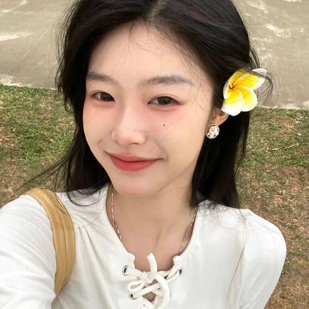 一眼心动温柔女头 | 你很自由_头像_微信_nice