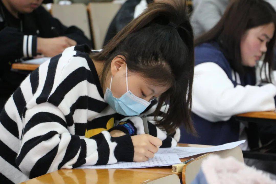 让自己稳定提升,在正式专升本考试中考取优异成绩.