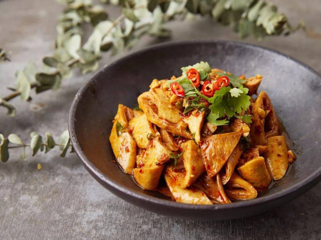 嫩滑醇香的开江豆笋富含植物蛋白怎么做都好吃