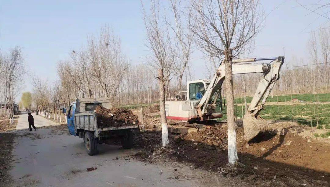 肥城市边院镇岔河店村修好生产路打通致富路