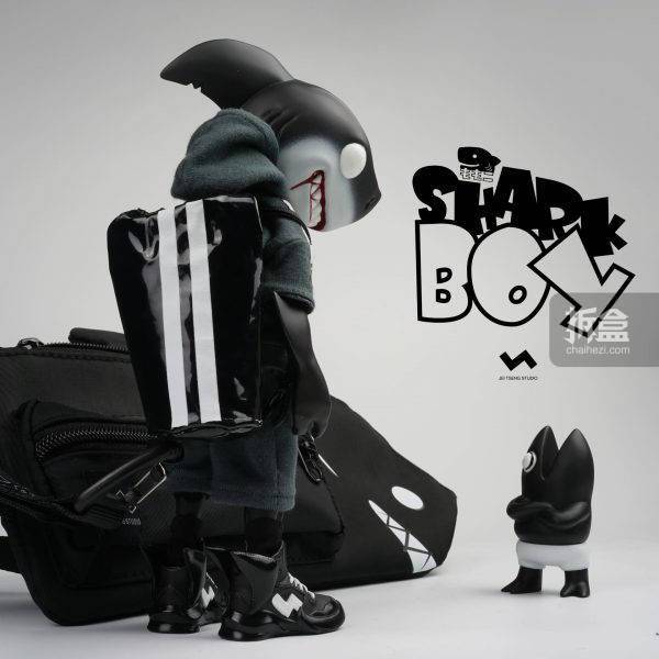系列|J.T STUDIO 8”2GO 系列 小屁鯊 狂暴黑鯊 聯名可動人偶