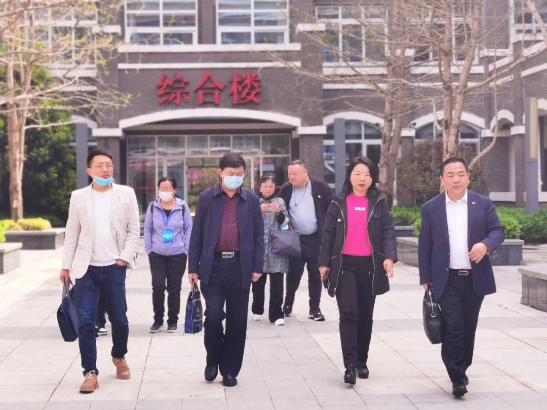 贵阳中天中学现场本次专项督查,各督查组在每个区(市,县)对辖区内市