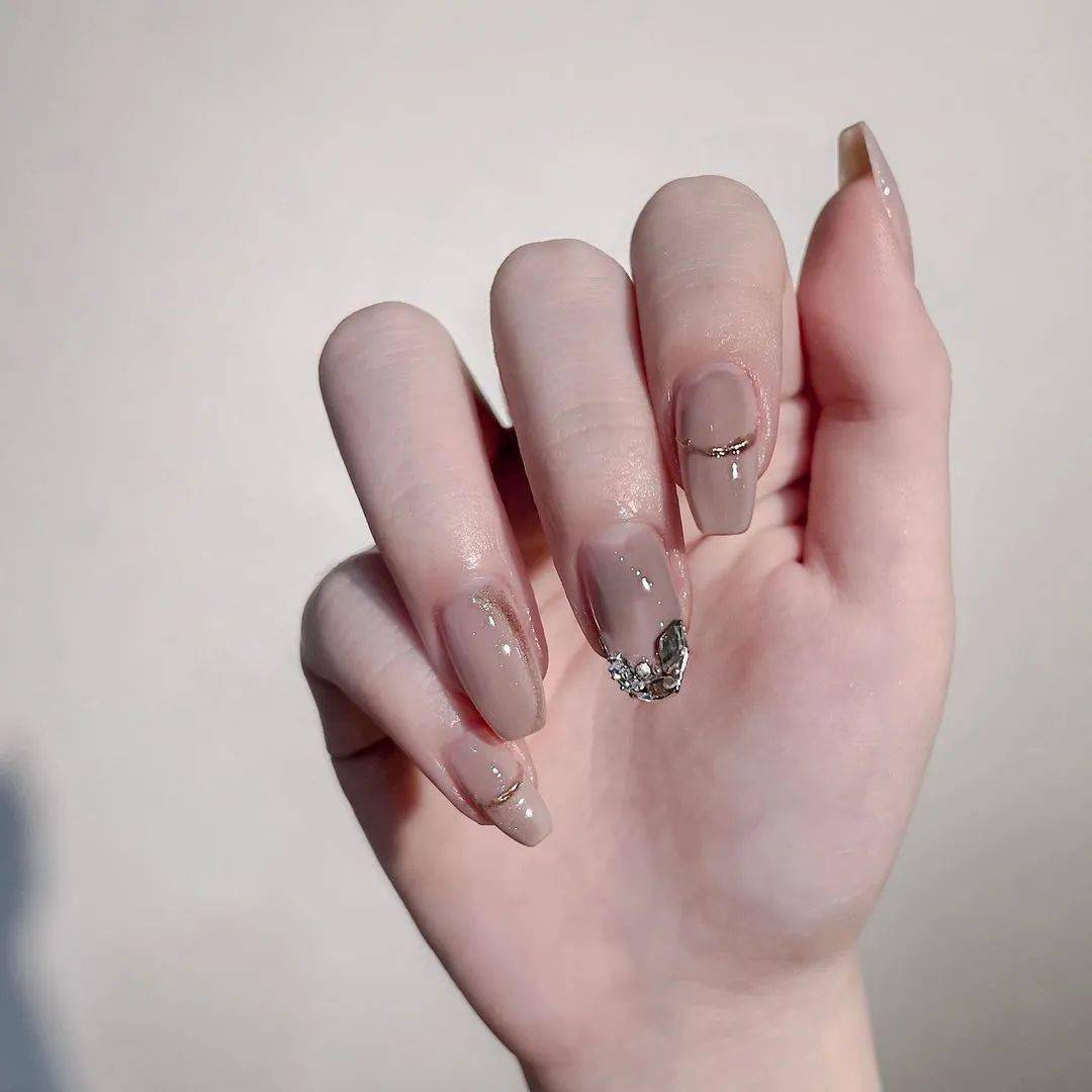 3款超热门美甲来看看对你胃口不