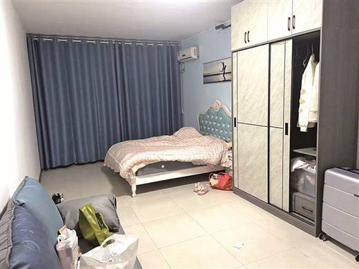 租房撕掉床垫薄膜退房被扣200元押金