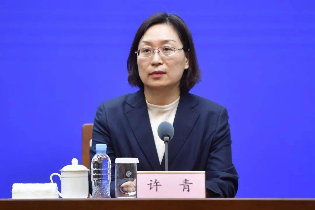 许青:按照全国统一安排,我省于近期开始实施新冠病毒疫苗序贯加强免疫