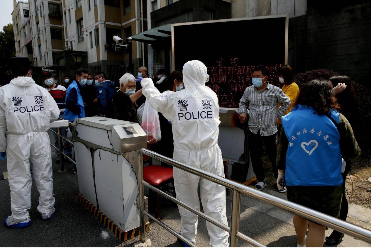 上海警察抗疫图片图片