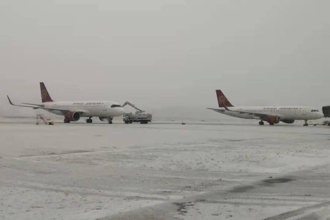 内蒙古各机场:迎战春雪,保畅通