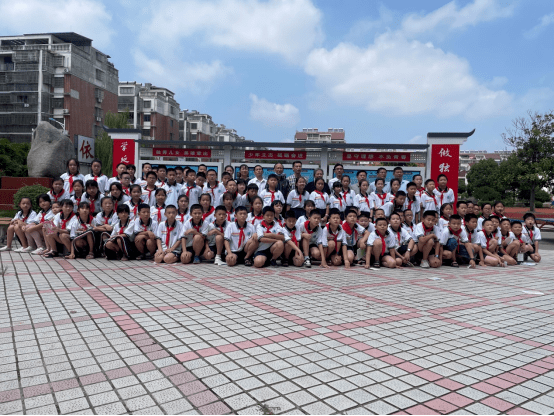 一校一品怀宁县独秀小学少先队大队挖掘独秀红色元素打造红色品牌