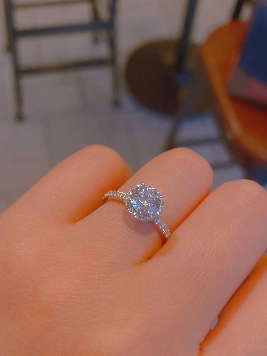 八克拉的钻石有多大选择钻石的几个小知识你可能还不知道