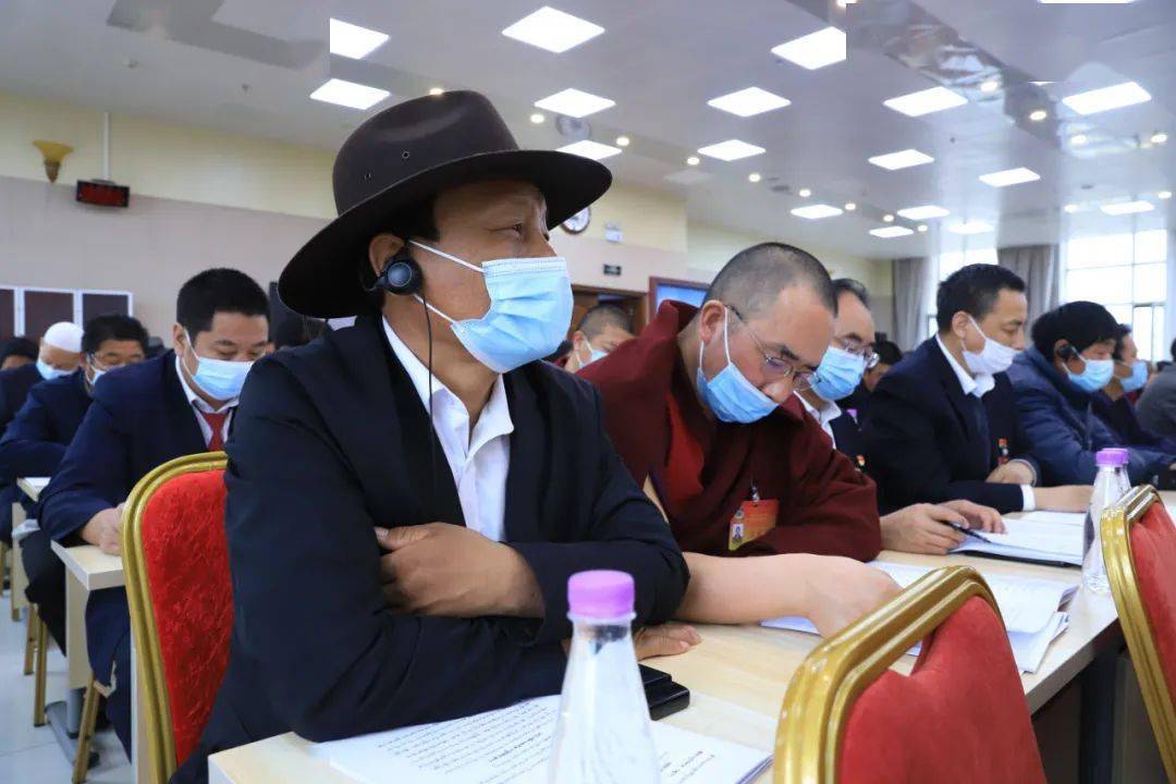 图:中共尖扎县委宣传部总监制:银吉卓玛监制/审稿:祁永忠责编:王文昌