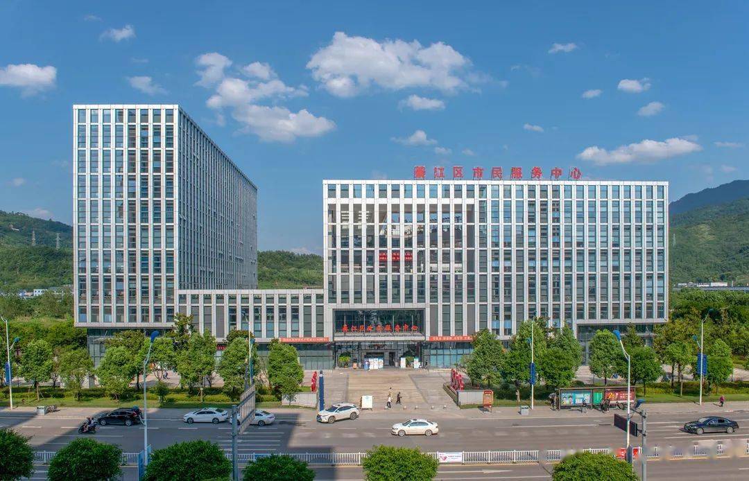 【奋进新征程 建功新时代】綦江政务服务有速度更有"温度"_审批_段贵