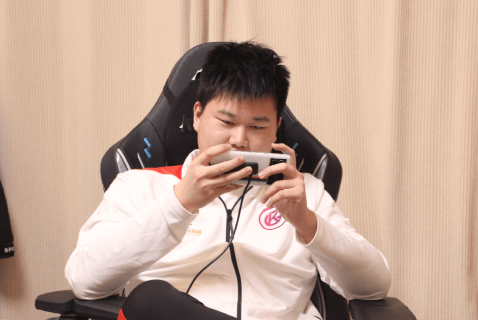 钟馗时隔539天重返kplgk阿改太准了零封tes豪取五连胜