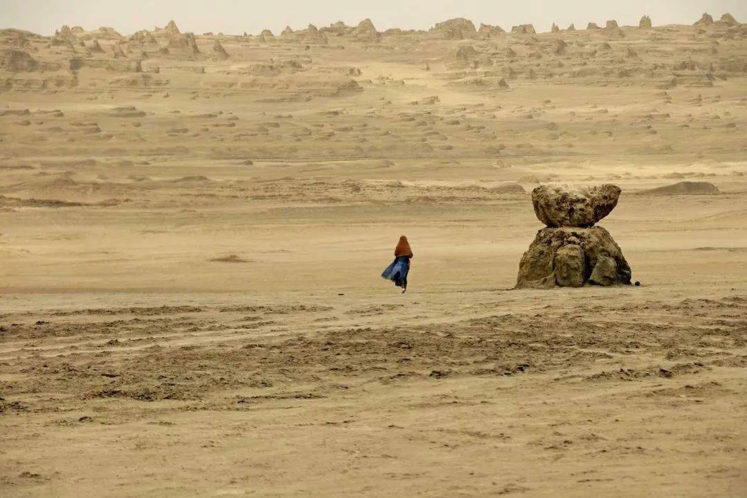 这条公路火了荒无人烟终极孤独苍凉雄浑大气磅礴去一次就上瘾