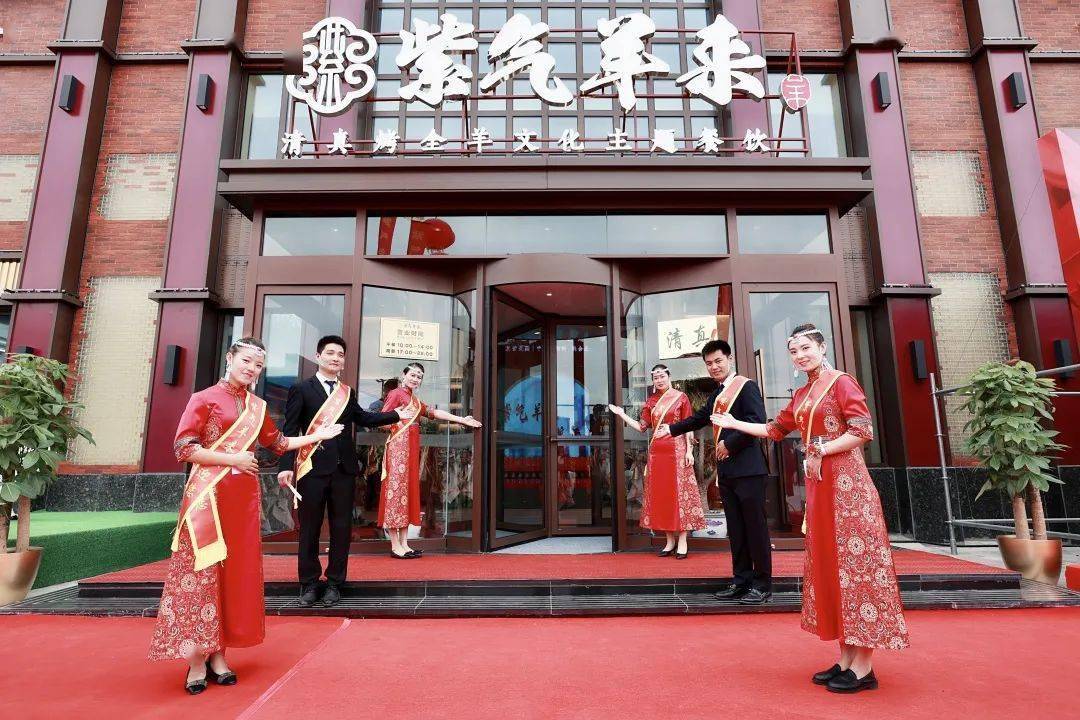 6个月70家店,"社区餐饮之王"紫光园凭啥?_艾兴_员工_刘政