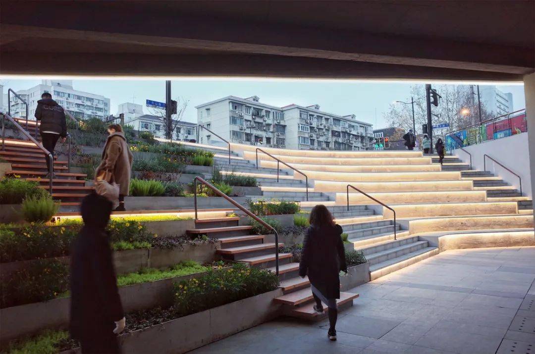 玩转景观高差 | 「台阶」篇:立体花园与自然之境