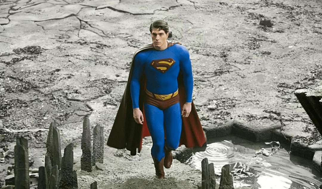 《超人归来》,由帅哥布兰登·罗斯出演超人一角