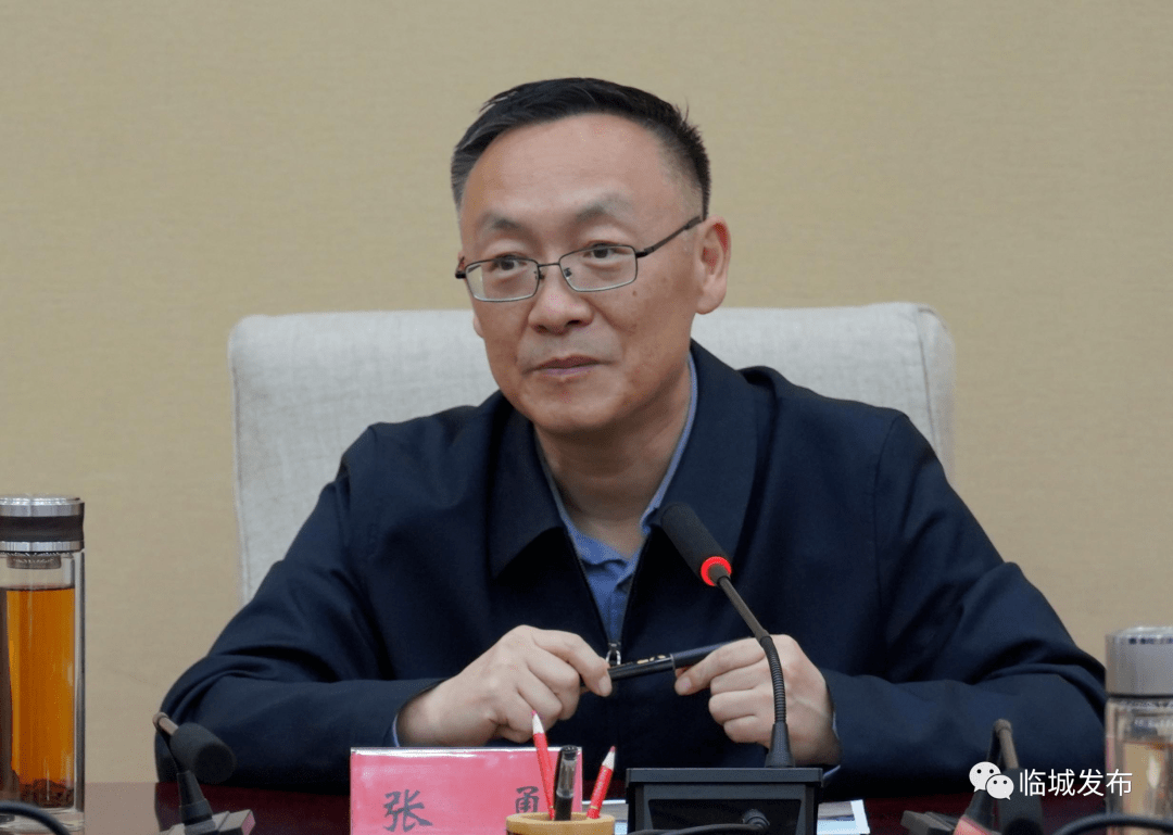 【三个一天】张勇就垃圾乱堆乱放造成的扬尘污染开展研讨_临城镇_工作