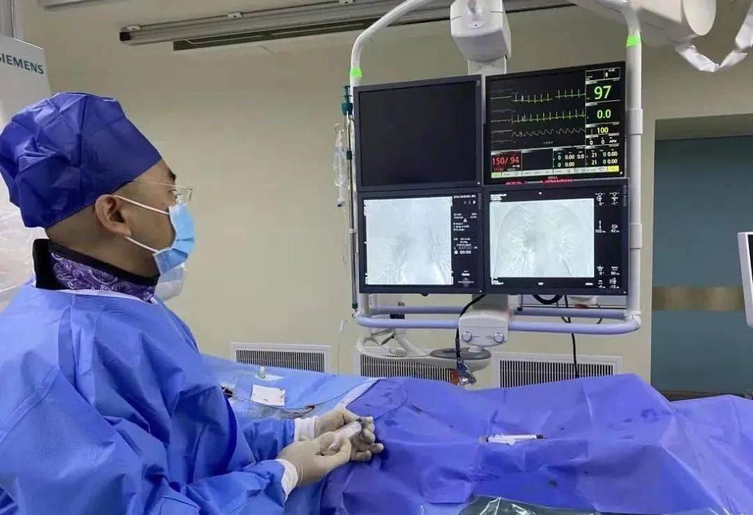 精准"狙击"肺癌,市五院完成首例支气管动脉灌注化疗栓塞术!