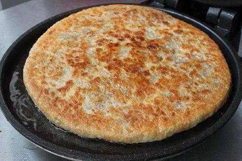 【推荐品尝点】名称:李氏祖传牛肉馍地址:亳州市谯城区和平西路313号