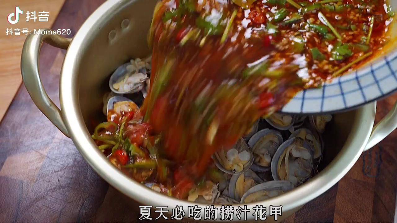 抖音美食創作人 撈汁小海鮮_花甲_魷魚_冰箱