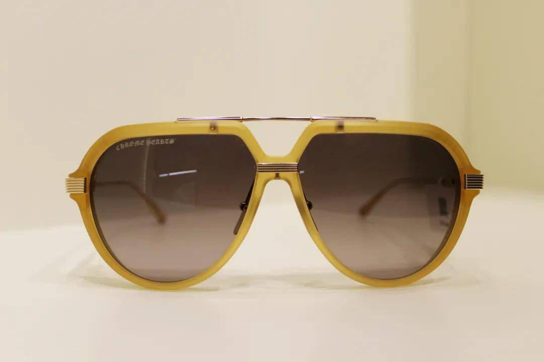 海信眼镜解锁春日浪漫之旅