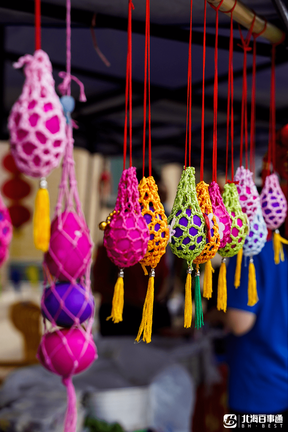 壮族长桌宴 |每到三月三,村里的活动广场,整整齐齐地摆放好了长长的