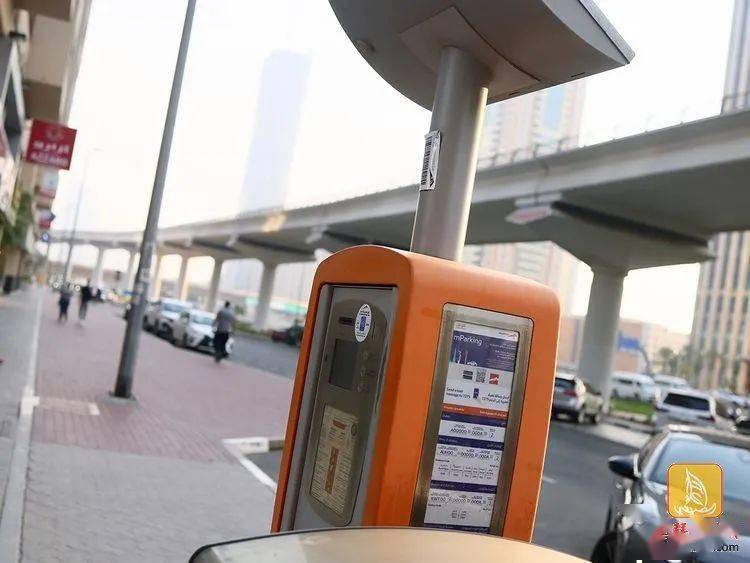 22年斋月 迪拜停车收费和公共交通时间 Fahidi 地铁 巴士 22年斋月 迪拜停车收费和公共交通时间 Fahidi 地铁 巴士