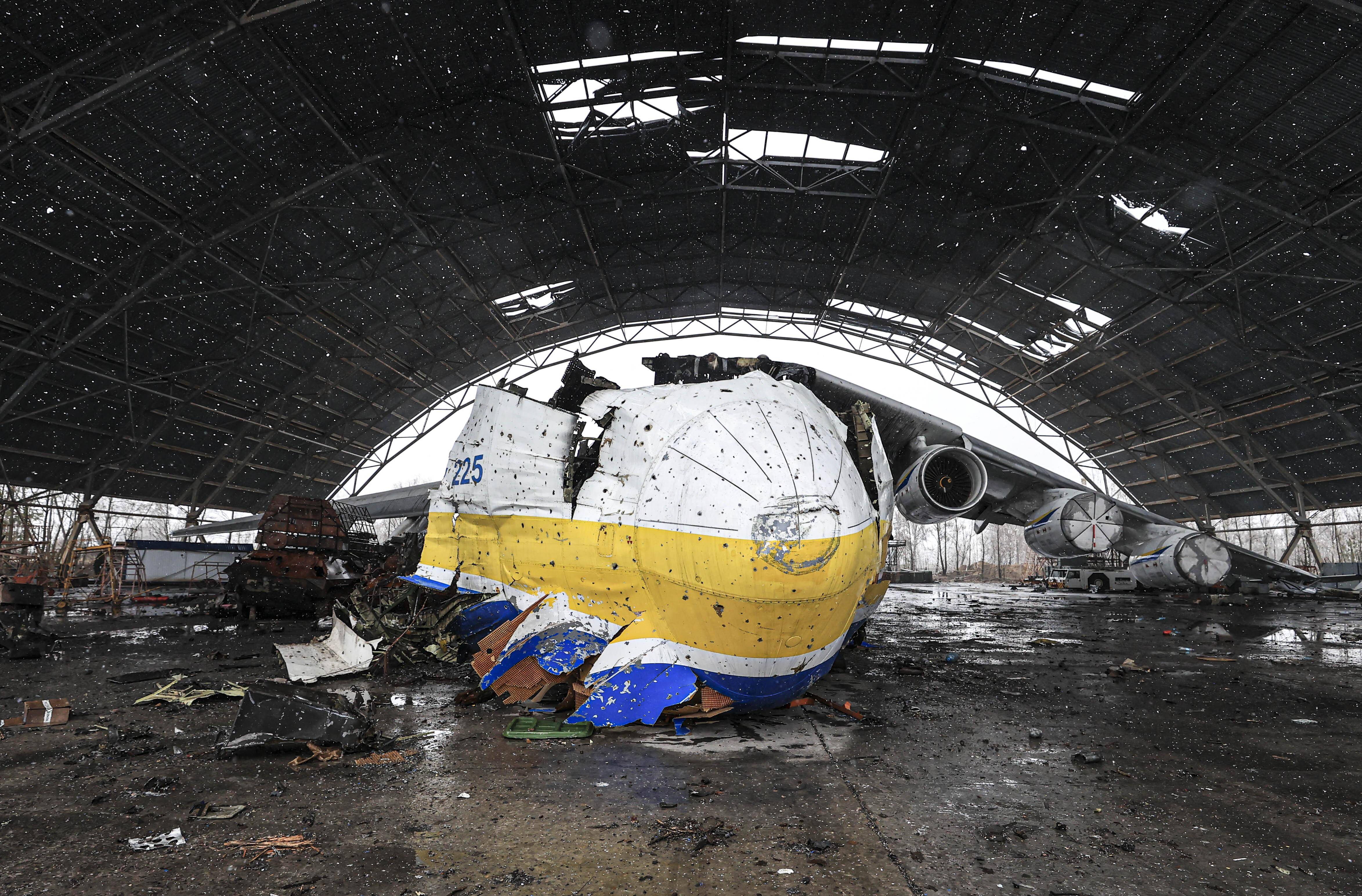 最新画面全球最大运输机安225在俄乌冲突中被毁今年2月初还5次来到
