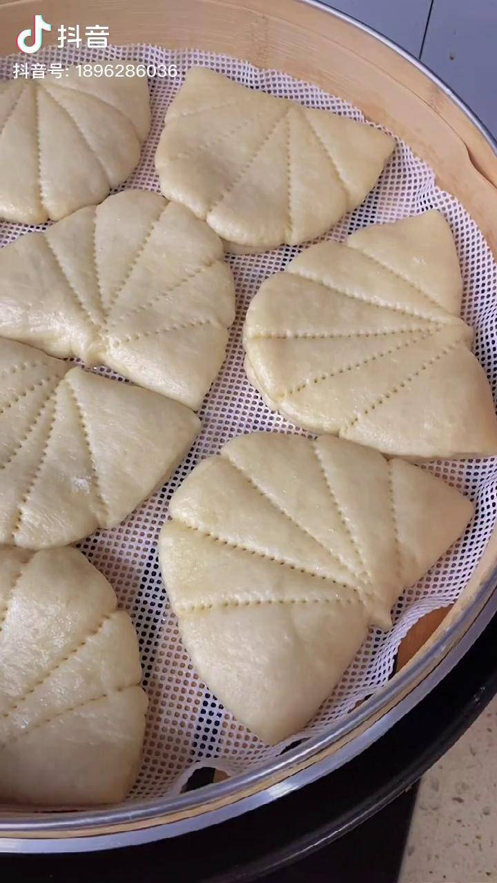 好看又好吃的荷叶饼做法简单夹肉夹菜都很好吃哦一看就会不会你来找我