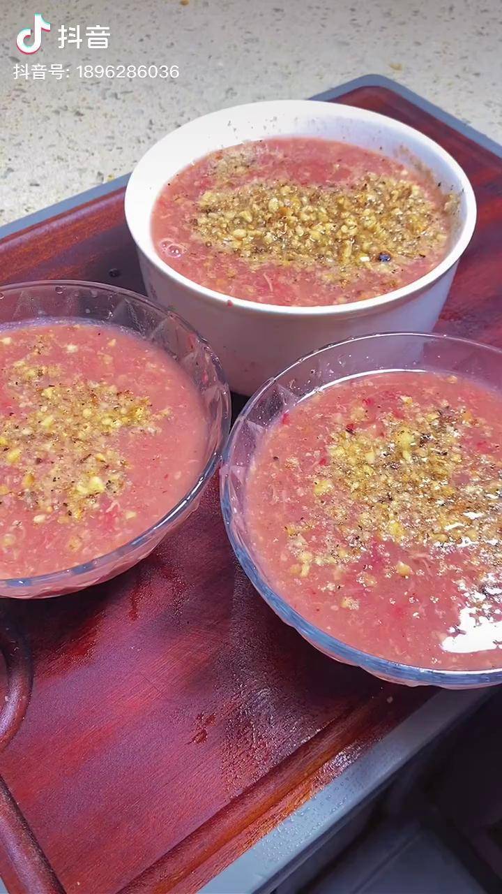 在我们这边做月子少不了的一道点心核桃鸡蛋酒你喝过吗抖音美食创作人