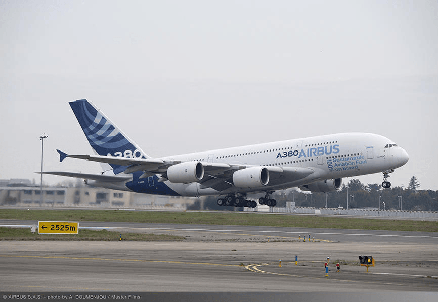 空客 A380 飞机完成首次使用 100% 可持续航空燃料试飞_测试_飞行_脂肪酸