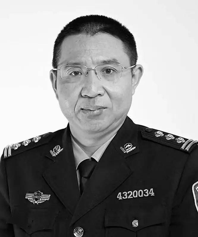 一片初心在路上——追忆德山监狱原政治处副主任,四级高级警长李红专