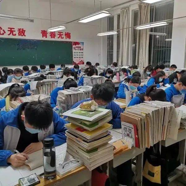 滕州一中多措并举保障留校高三师生安心学习生活_教学_疫情_心理