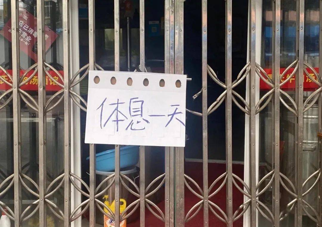 街头错别字大赏，看完快不认识字了！您能改正几个？