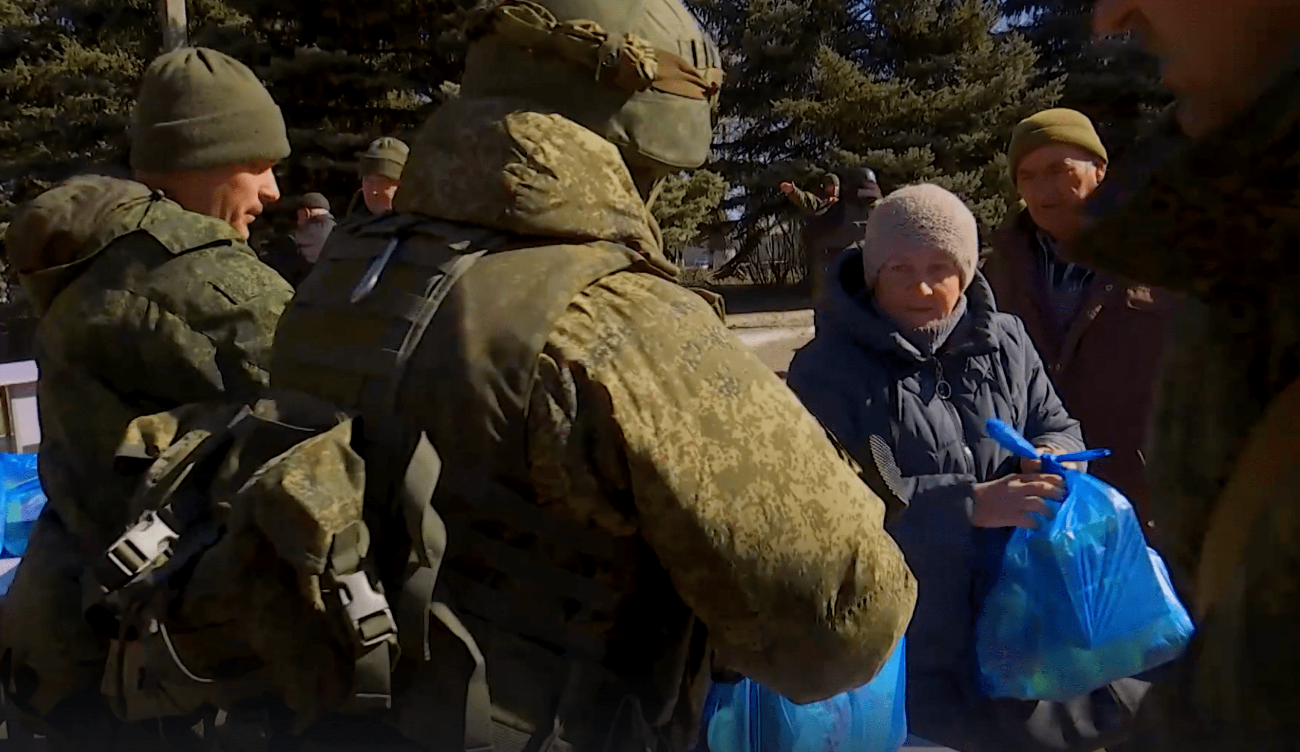 俄烏衝突第四十二天烏克蘭使用反坦克武器擊落俄軍直升機