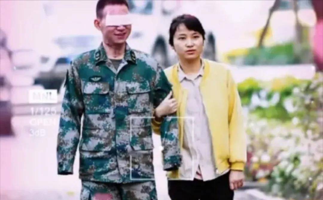 排雷英雄杜富国军衔有变动妻子王静能否特招入伍照顾英雄