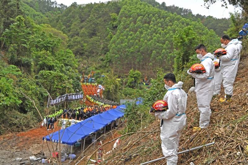 民航局要求反思东航飞行事故：用大概率思维防范小概率事件