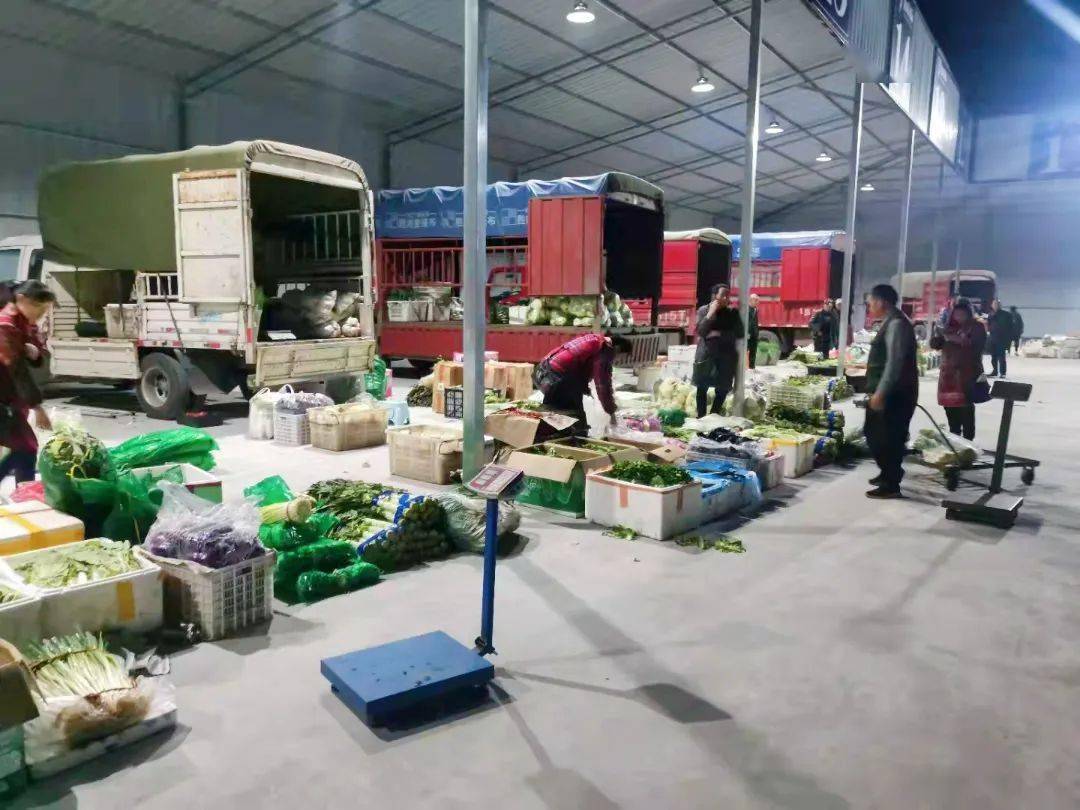 威远渝威国际农副产品蔬菜水果批发市场正式启用人民路占道经营将迎来