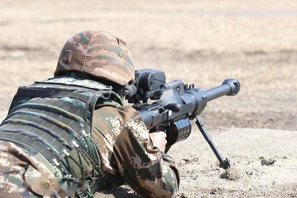 武警黑龙江总队某支队组织重火器实弹射击训练_参训_分队_张同根