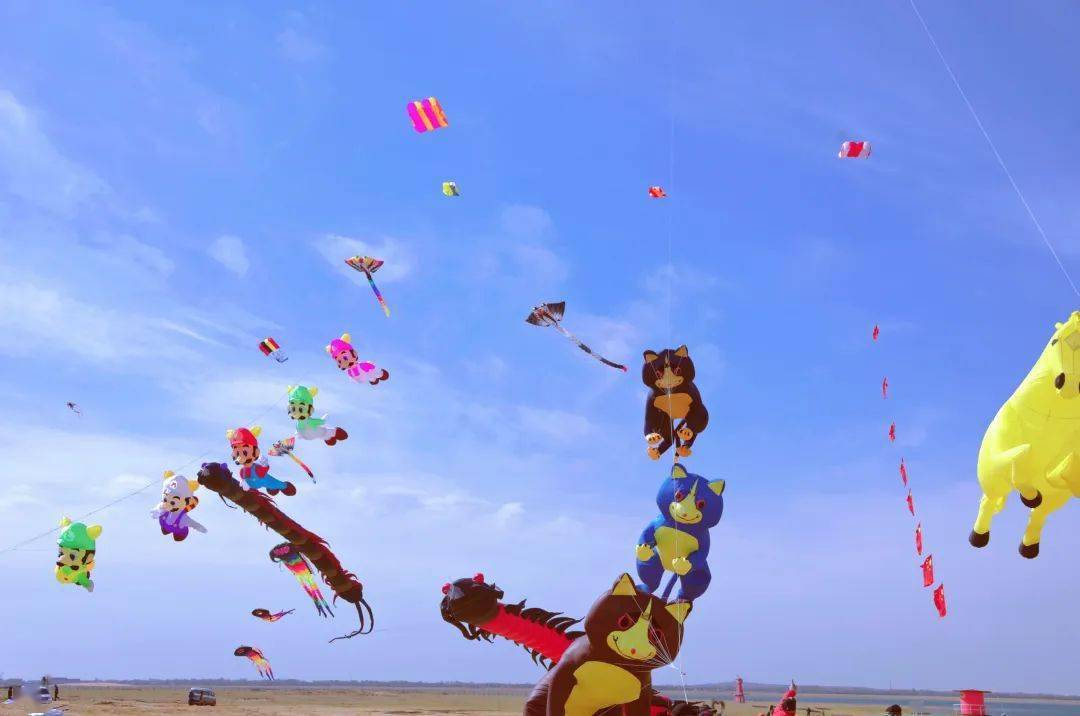 4月15日-4月17日红碱淖第二届风筝文化节强势回归!_景区_软体_铁路