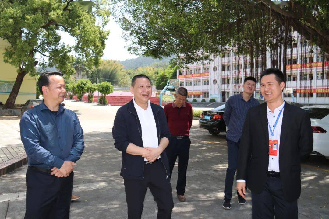 20万大埔两乡贤向母校捐赠校庆专项金