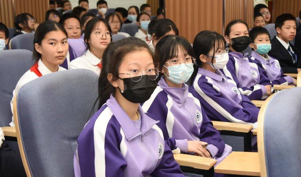 家国天下明志笃学理工附中东校区初一年级诵读经典读书月系列活动之