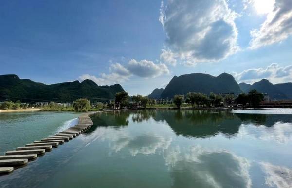 紫云自治县猫营镇黄鹤营村:文明实践润泽民心_乡村旅游_志愿_宣传