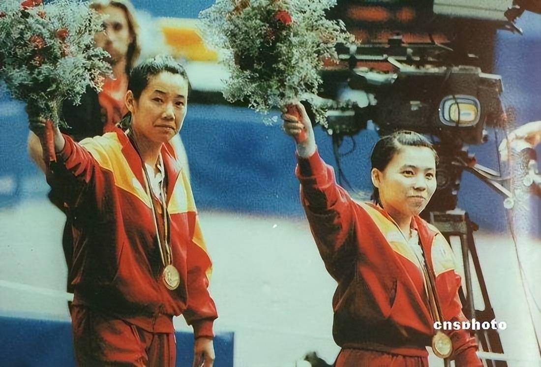 女乒30年系列5:邓亚萍,乔红,大战李粉姬,玄静和_中国男女队_比赛_洪次