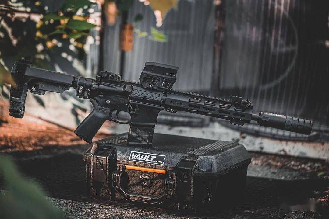 【枪械摄影】瞄具加消 法力无边_火器_视频_战术