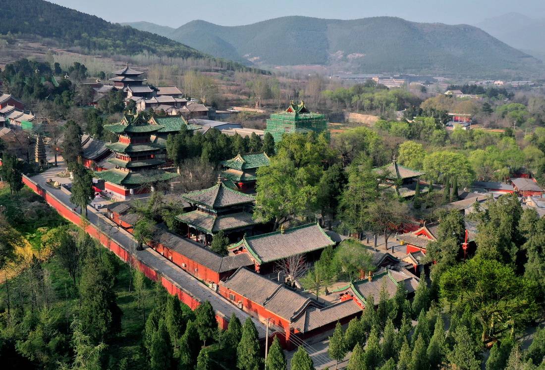 天空之眼瞰登封"天地之中"历史建筑群_启母_少室_嵩阳