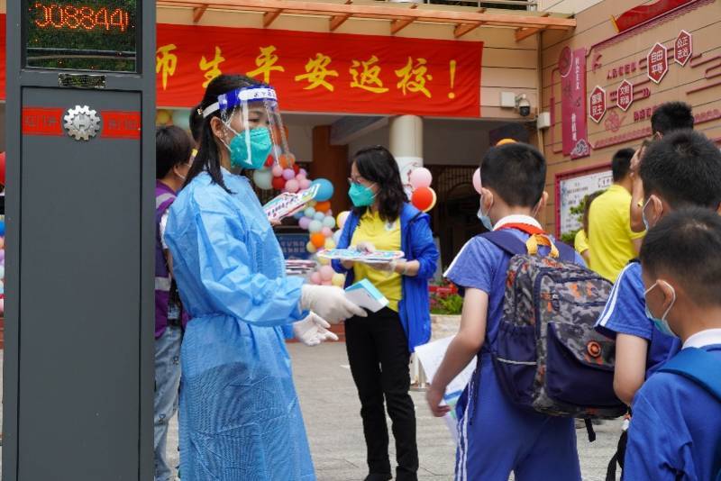 神兽归笼防疫先行景贝小学全体师生顺利返校